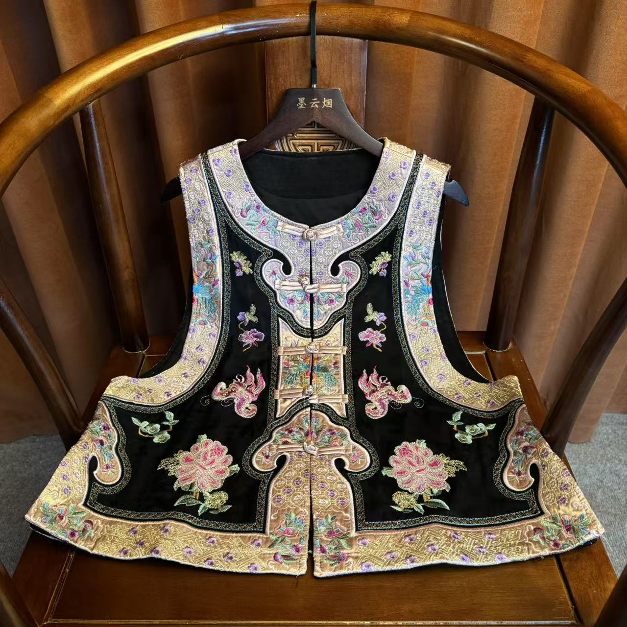 【聆语】重工刺绣马甲老钱风新中式国风马甲满绣对襟马甲时尚气质女