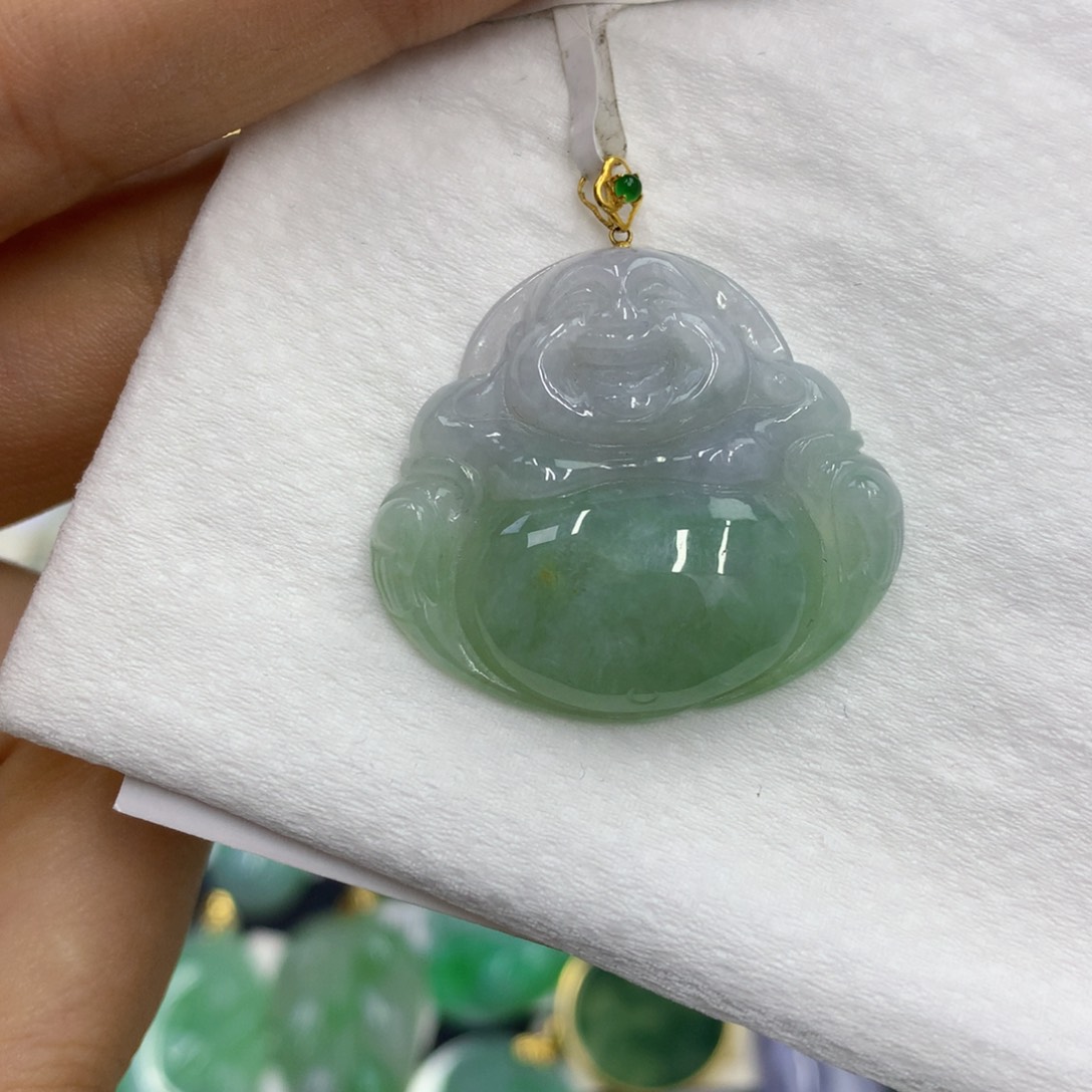 翡翠18K金镶嵌颈饰翡翠