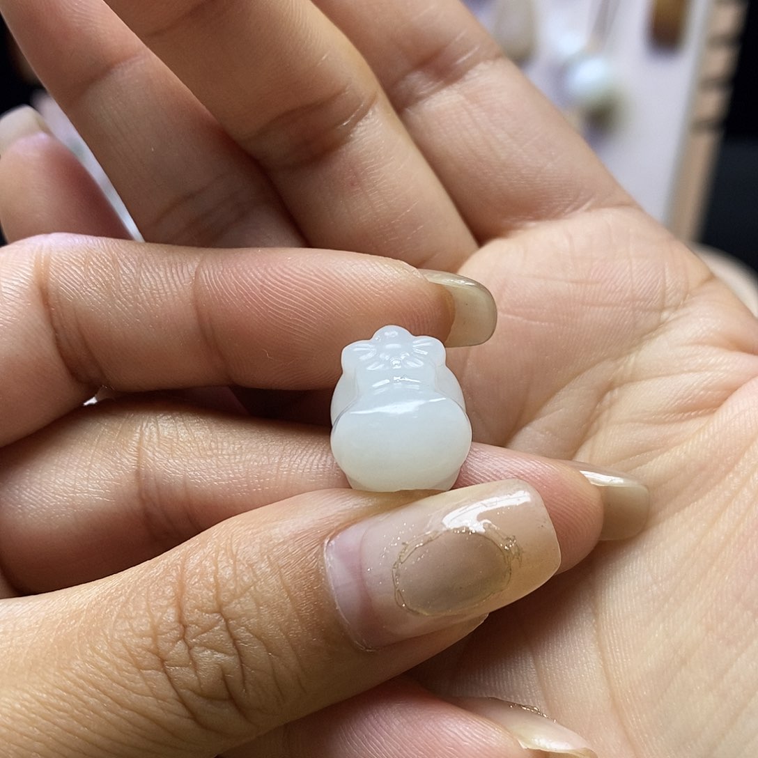 颈饰未镶嵌和田玉*️****