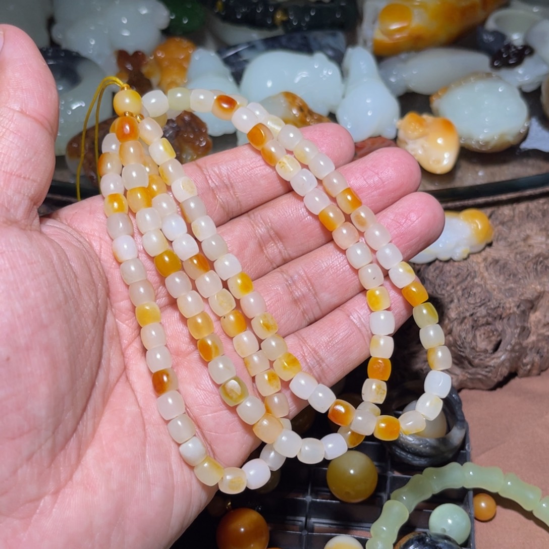 和田玉未镶嵌车挂