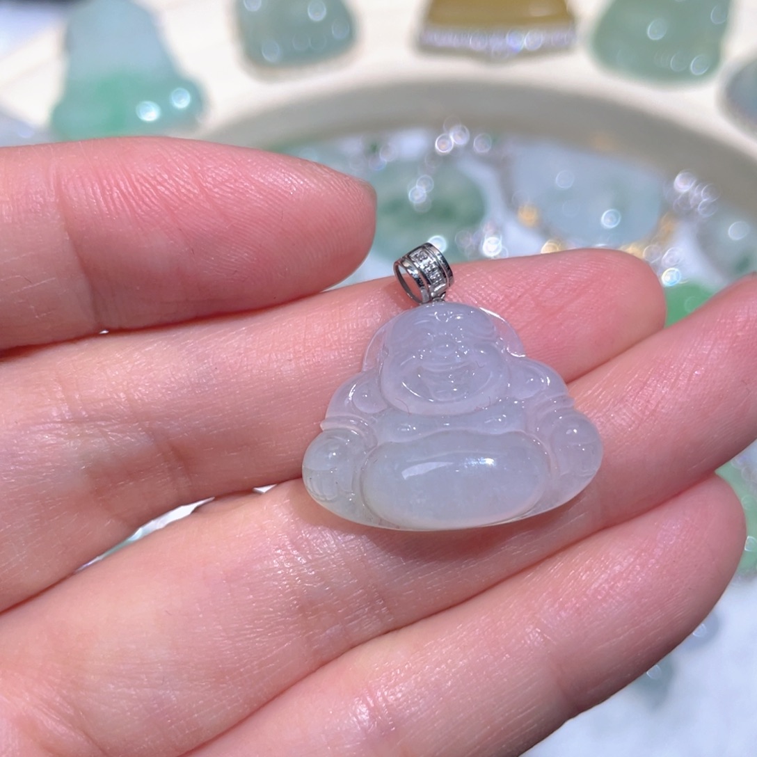 翡翠颈饰18K金镶嵌翡翠