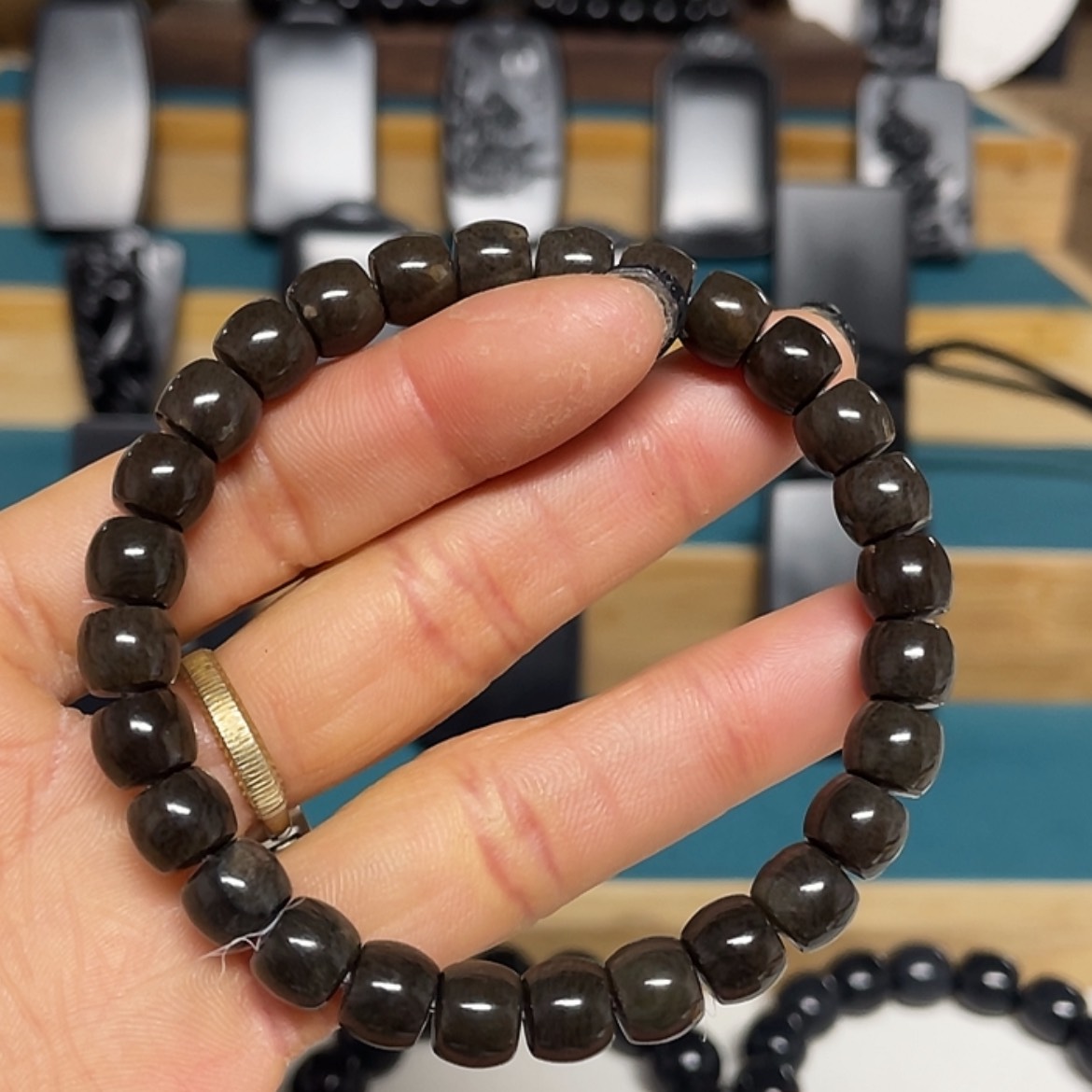 【闪购商品】和田玉（糖玉）手串未镶嵌卡8直切