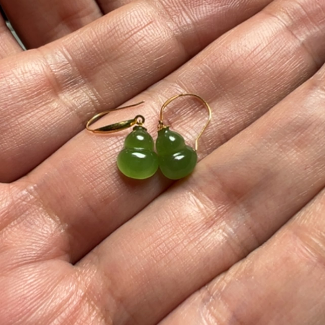 【闪购商品】颈饰18K金镶嵌和田玉（碧玉）