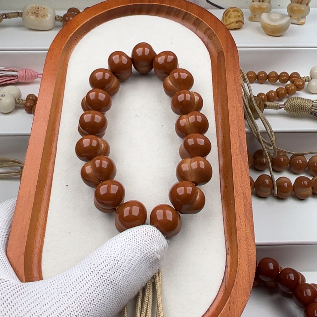 王***6手串猴头核桃大屁桃