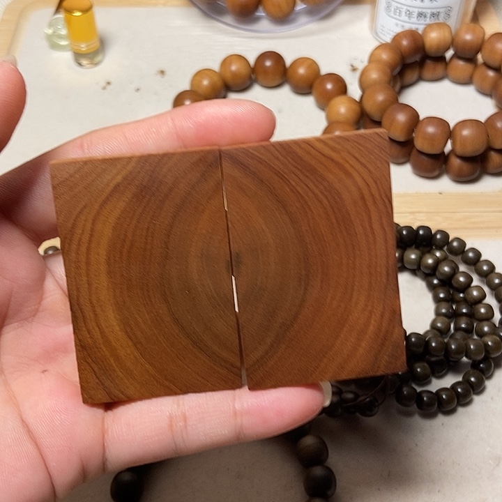 木长*老山檀香无事牌