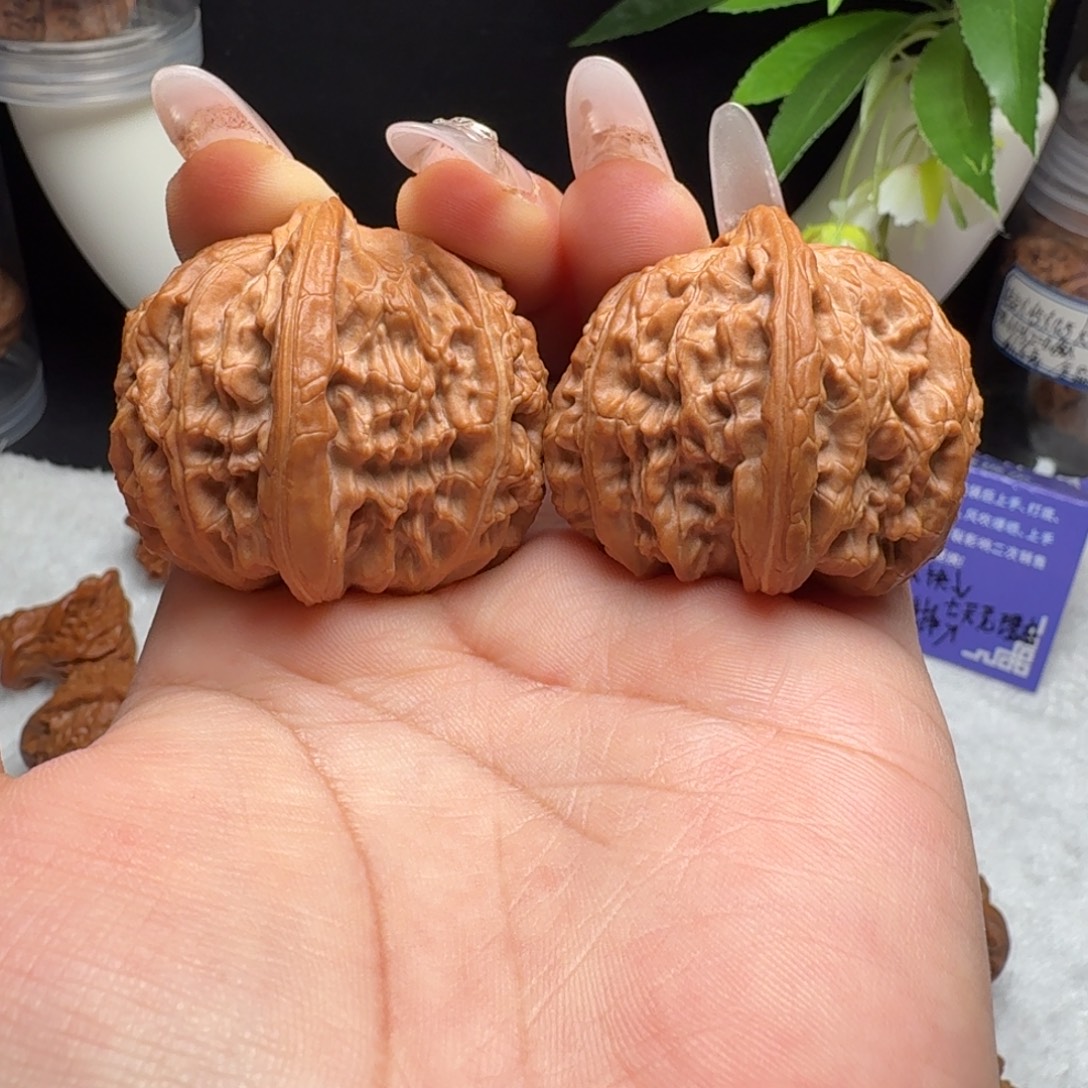 把件文玩核桃60白狮子半壁同果