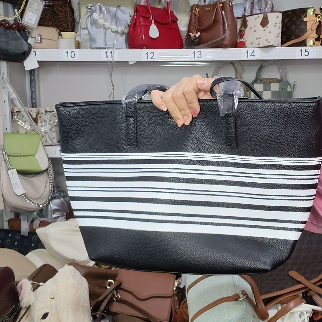 PVC牛津布人造革PU帆布草编牛皮pc超纤皮（革）反绒皮pu