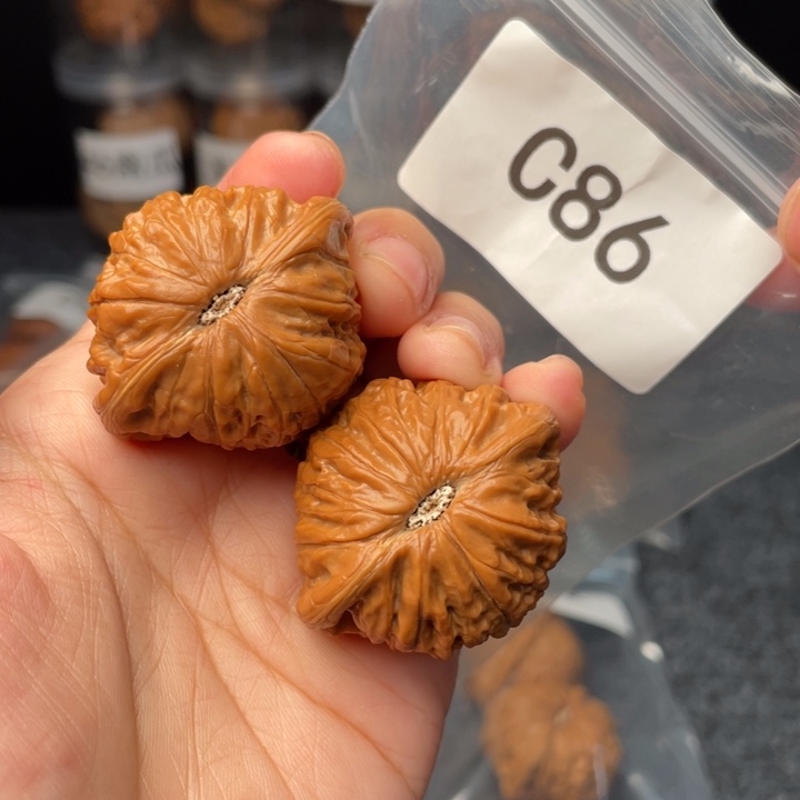 文玩核桃把件40铁锤