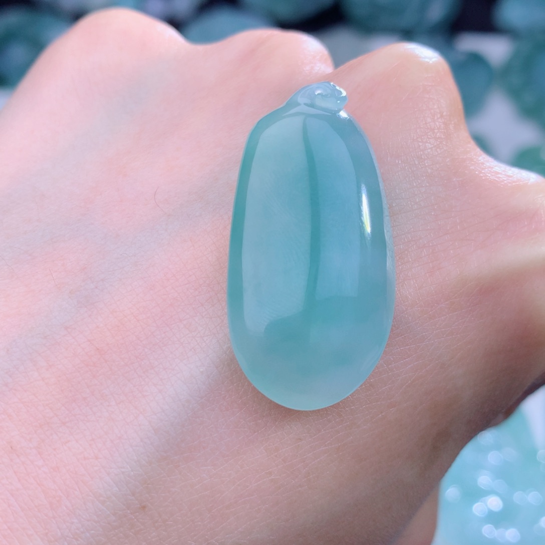 颈饰未镶嵌翡翠福瓜