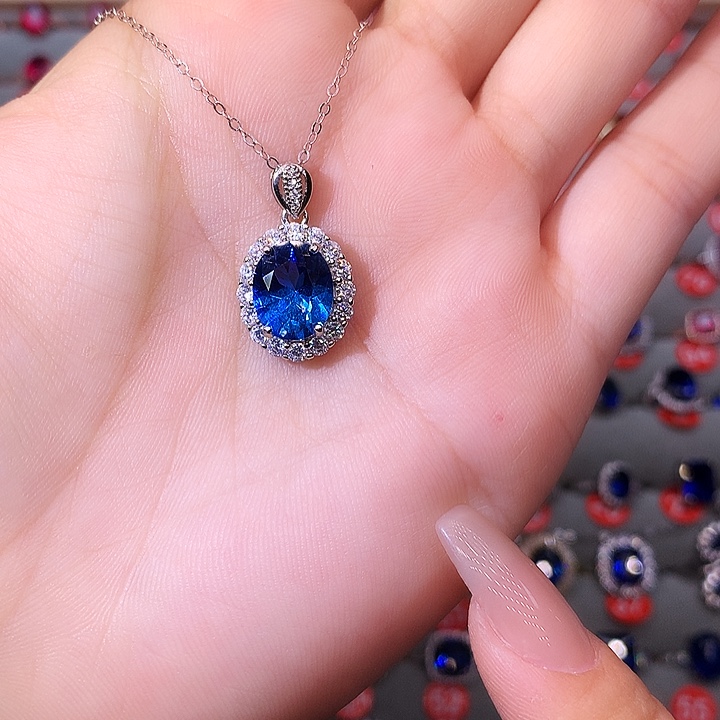 蓝宝石吊坠(赠链)银S925镶嵌shi bie