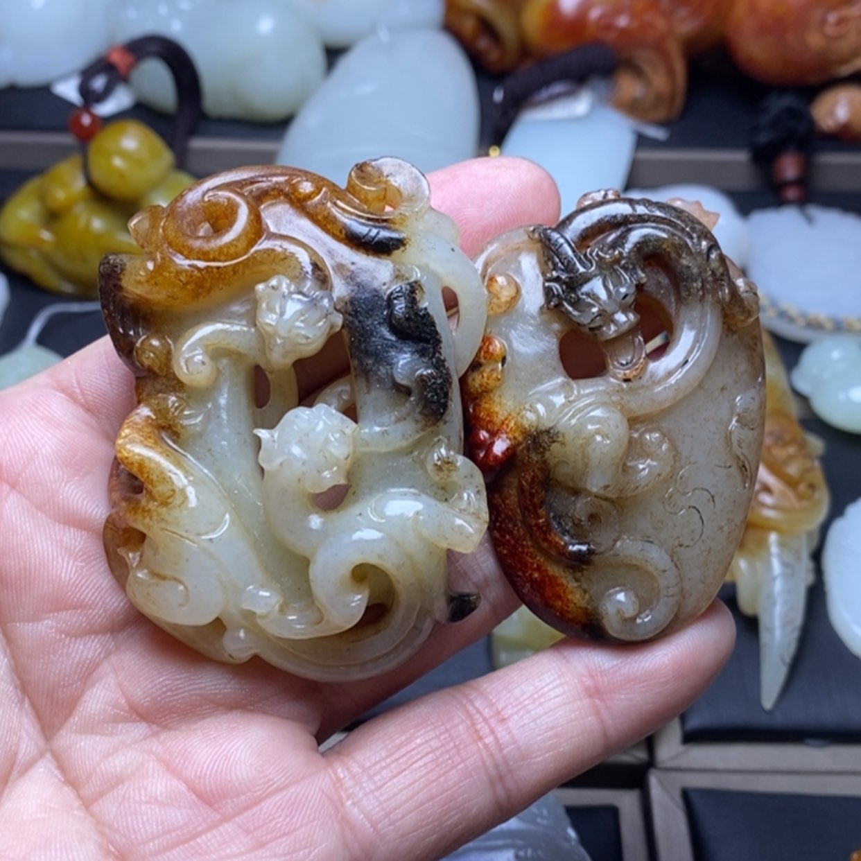 【闪购商品】和田玉（糖玉）颈饰未镶嵌一**缘