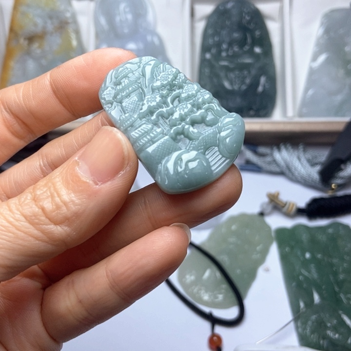 翡翠未镶嵌挂件翡翠