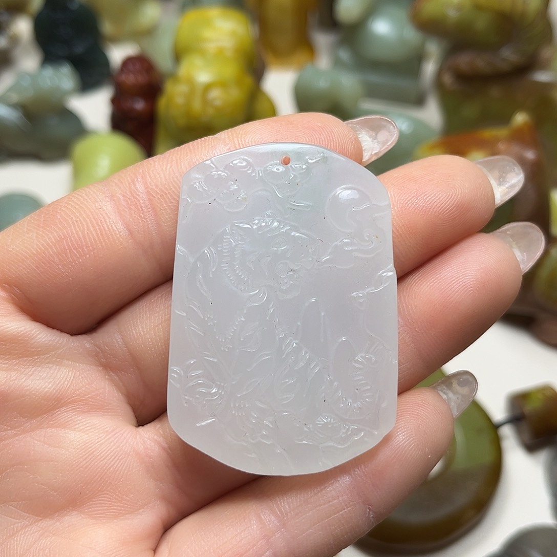 白玉菩提吊坠白玉菩提吊坠