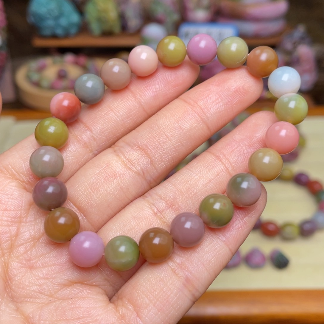 玛瑙/玉髓珠宝半成品未镶嵌盐源玛瑙年底清货