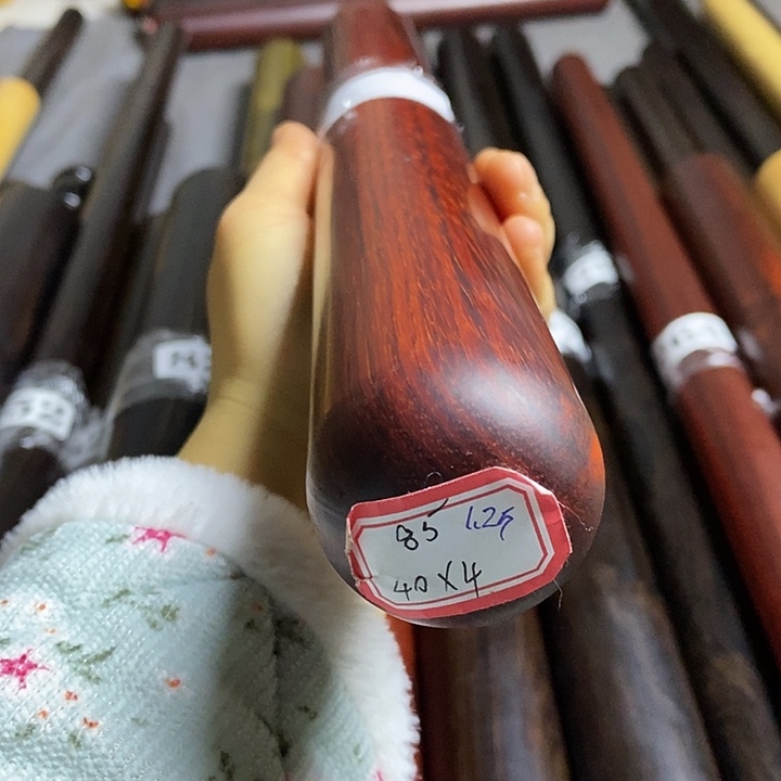 焦****╯紫檀木长40.4.0