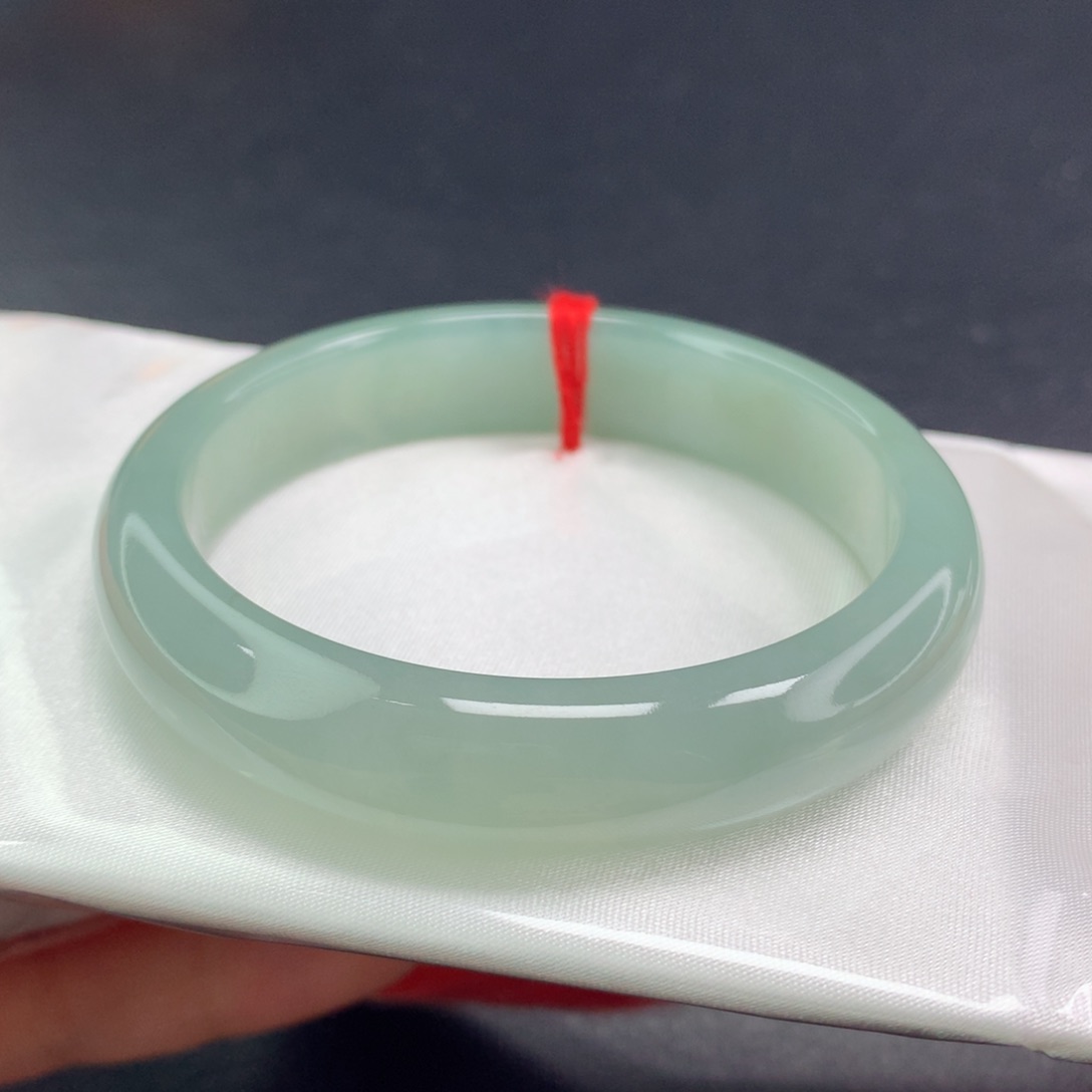 翡翠手镯未镶嵌(35号）