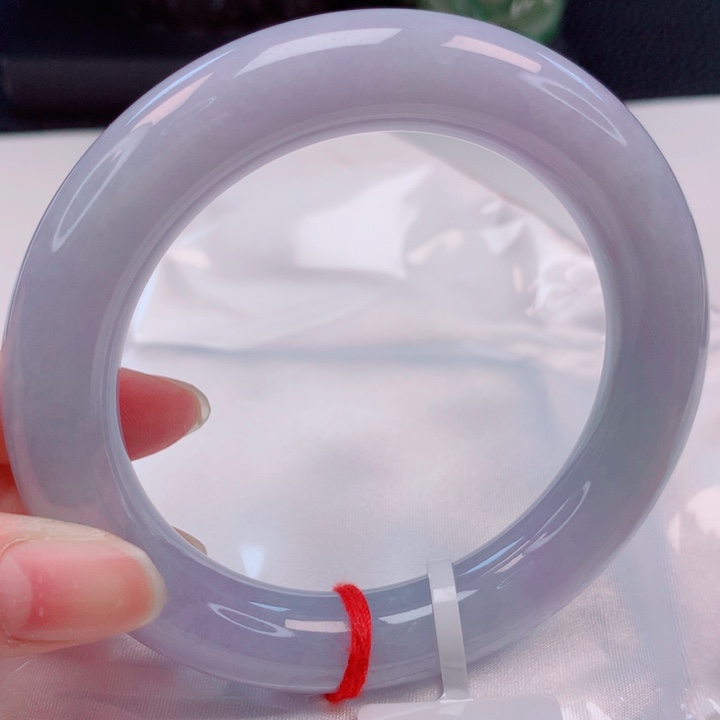 翡翠未镶嵌手镯（圆镯）