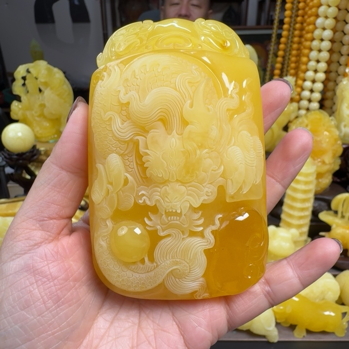 蜜蜡珠宝奇石未镶嵌