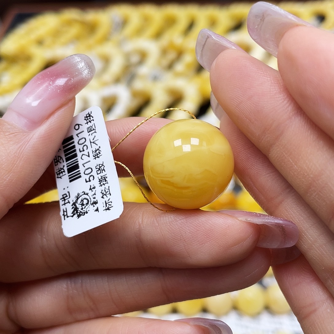 蜜蜡裸石未镶嵌圆珠18.6mm