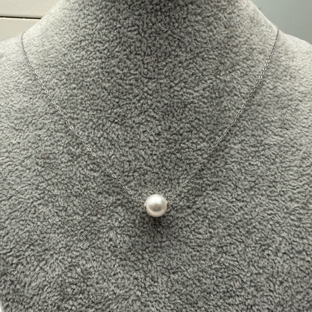 【妞妞珍珠】天然淡水珍珠，搭配8+mm正圆强光路路通，百搭经典