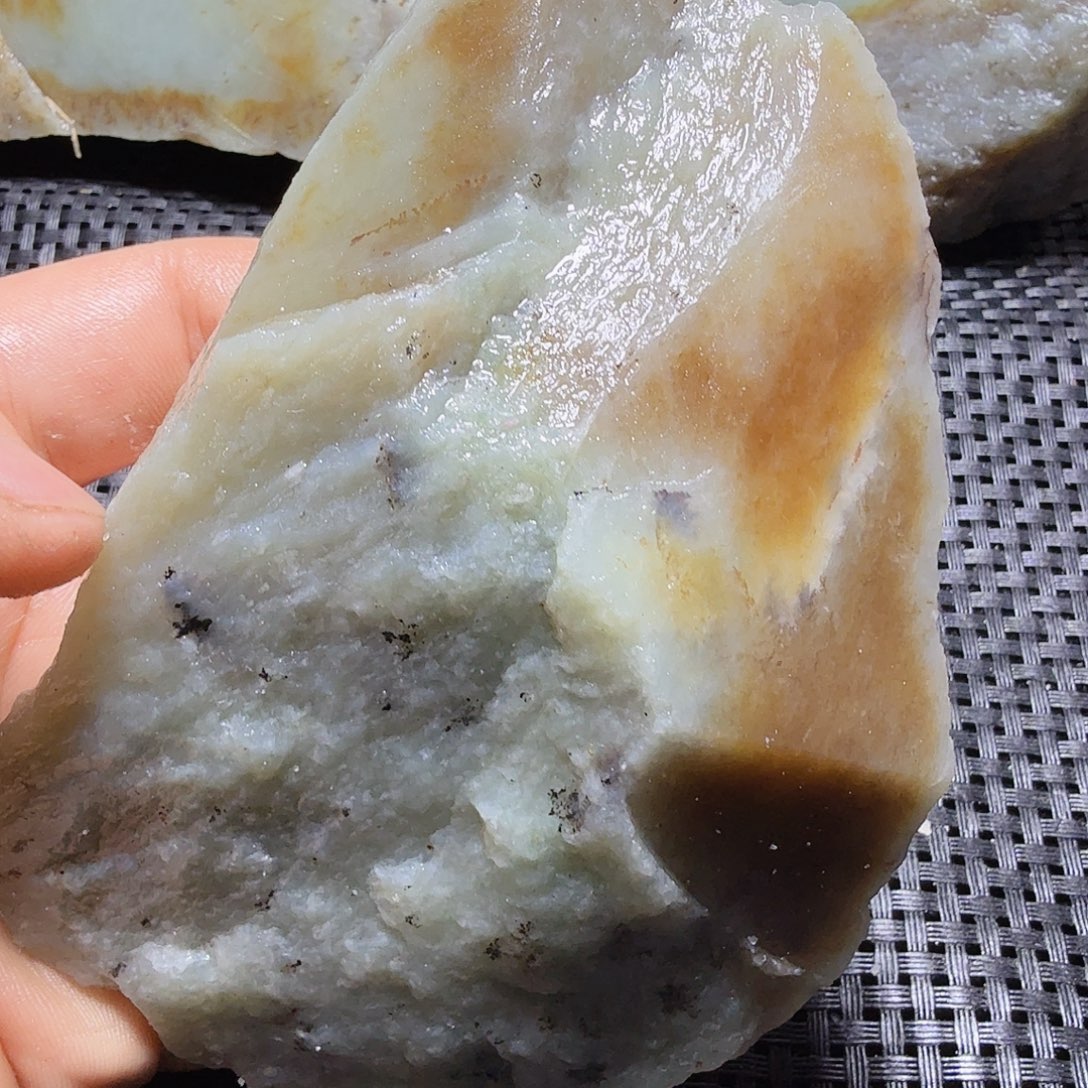 和田玉（糖玉）未镶嵌珠宝半成品