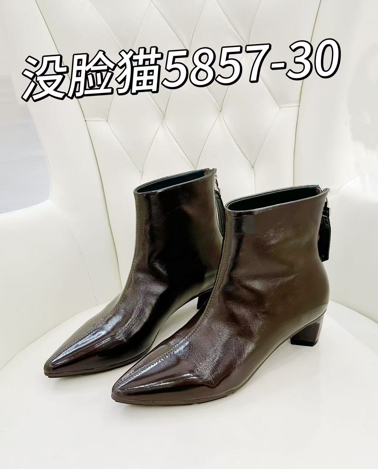 没脸猫女士真皮百搭尖头低跟时尚气质漆皮时装靴子5857-30