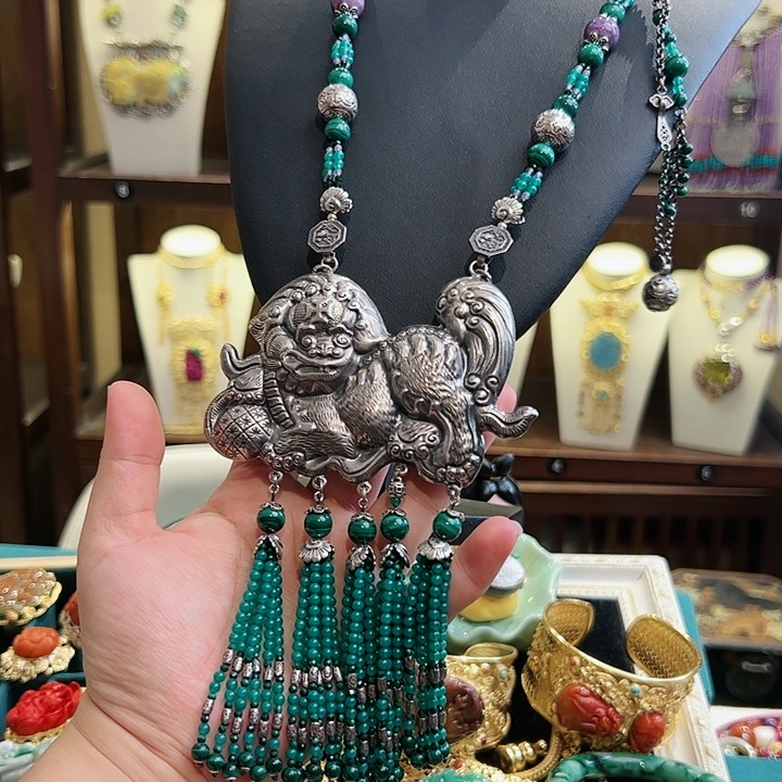 玛瑙颈饰未镶嵌古风