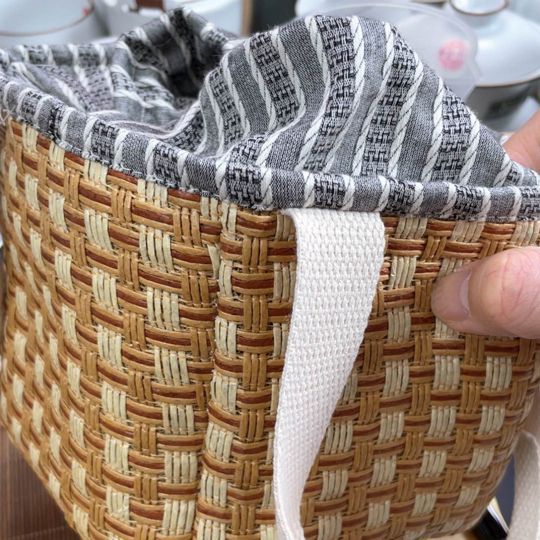 瓷片。。。。。。。。。。。。。。。