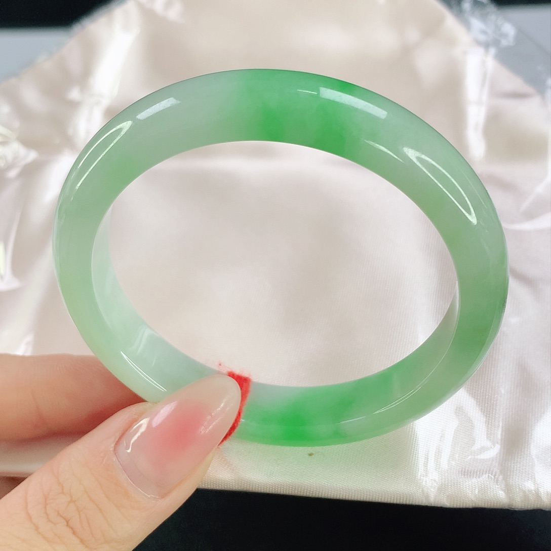 未镶嵌手镯翡翠52.9圈口