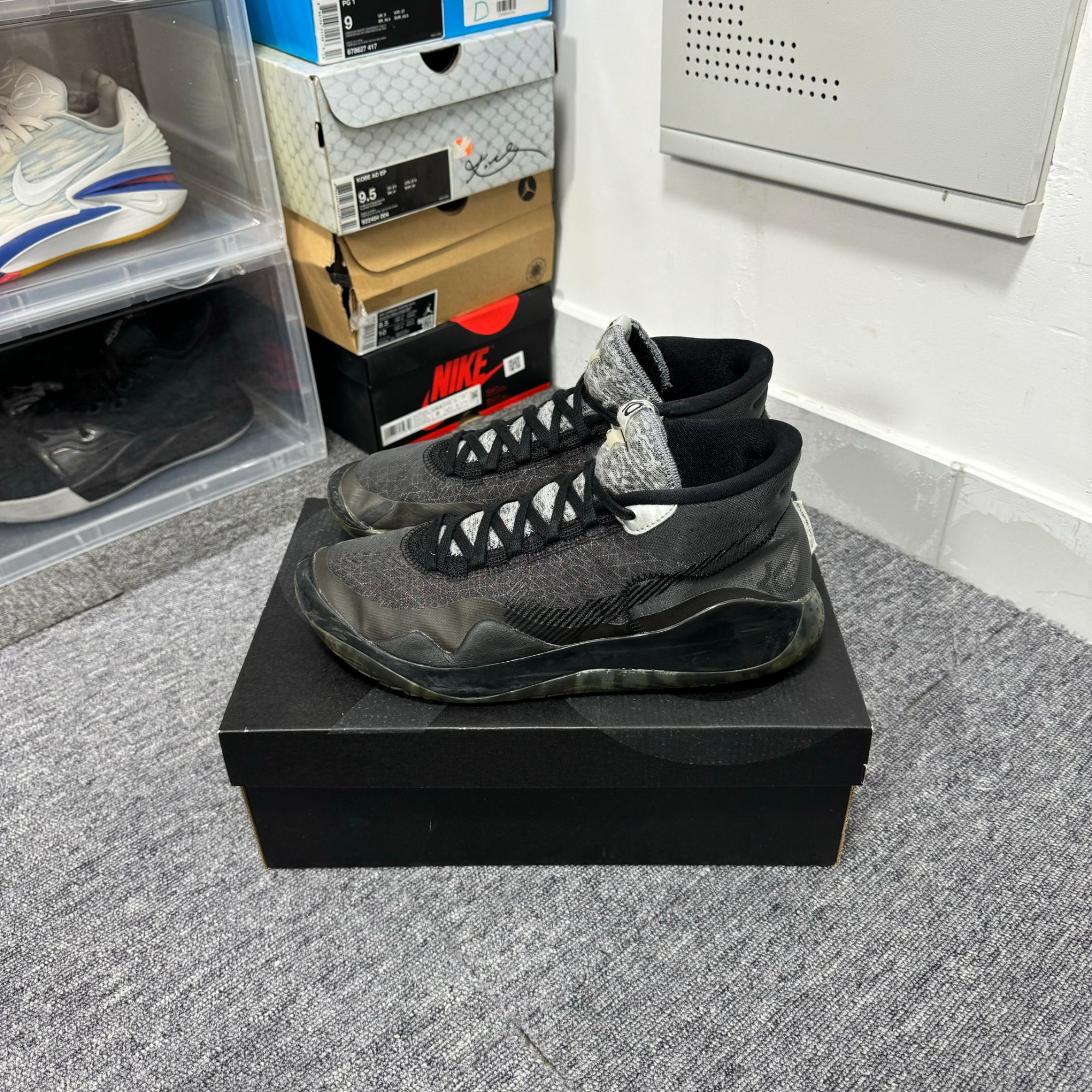 壹 43码 Nike kd12 黑武士 9新 无原盒 鞋帮修复