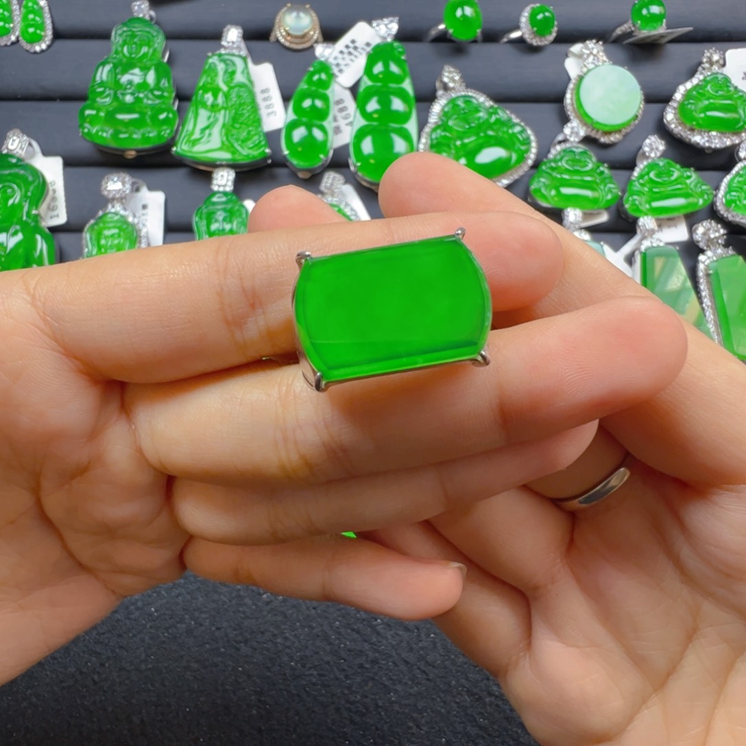 翡翠银S925镶嵌颈饰