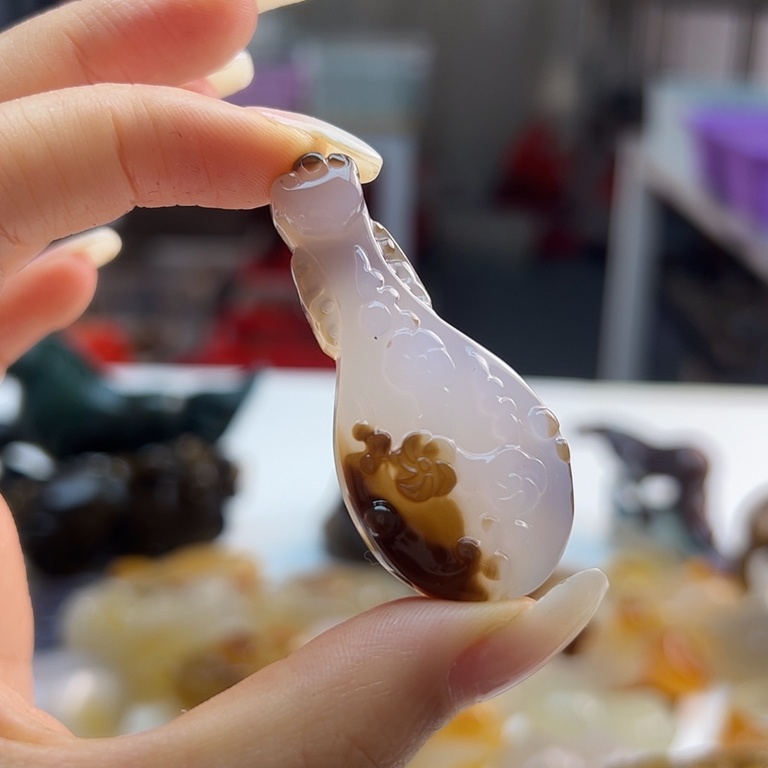 玛瑙/玉髓未镶嵌吊坠(不含链)