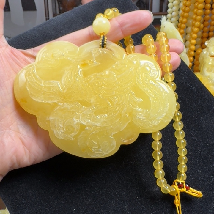 蜜蜡珠宝奇石未镶嵌