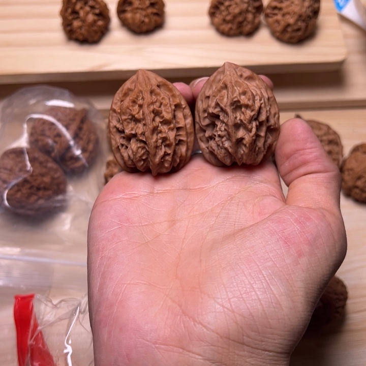 L***c核桃36全品无修龙骨