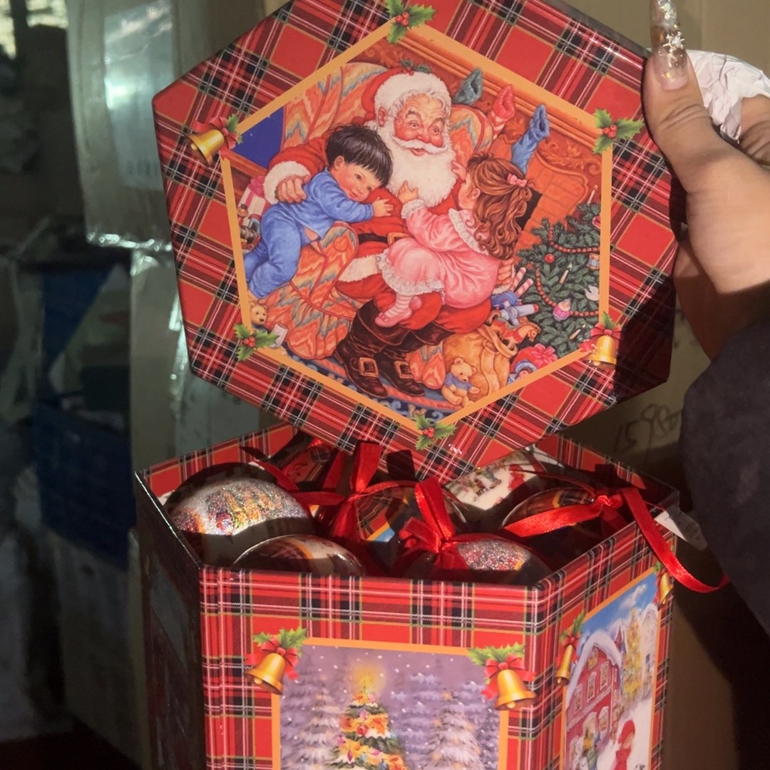 卡纸圣诞纸盒里面塑料泡沫球不退换默认微瑕