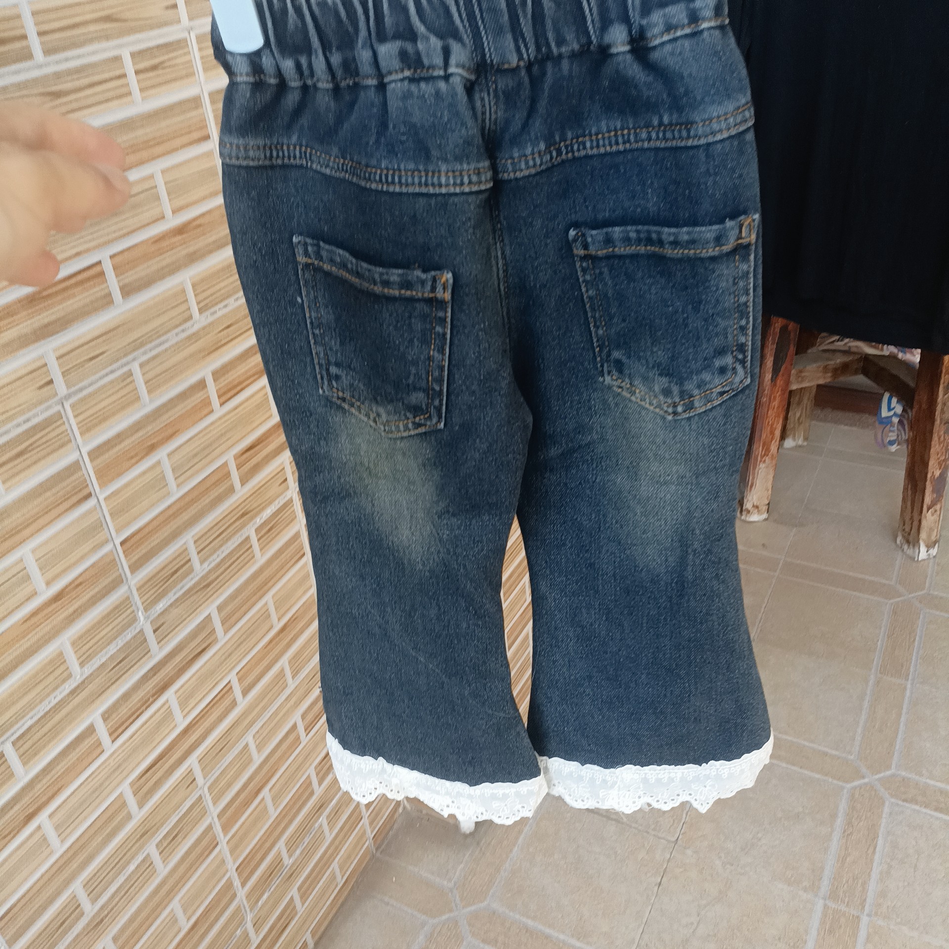 深蓝色时尚新款女童喇加绒叭裤，品质超好