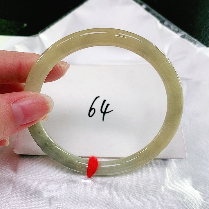 翡翠手镯（圆镯）未镶嵌