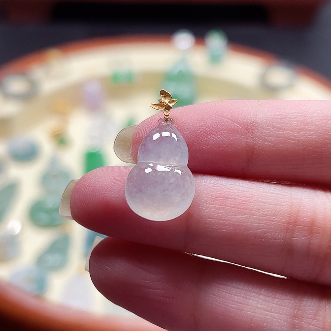 翡翠18K金镶嵌吊坠(不含链)葫芦