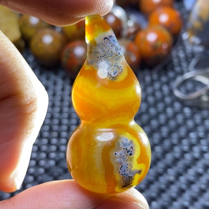 玛瑙/玉髓颈饰未镶嵌