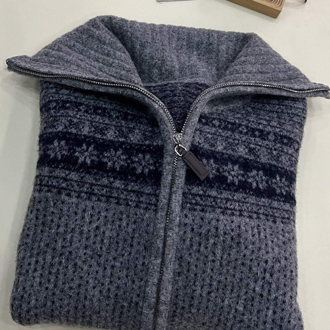 绒品 韩系设计款提花翻领拉链开衫针织衫