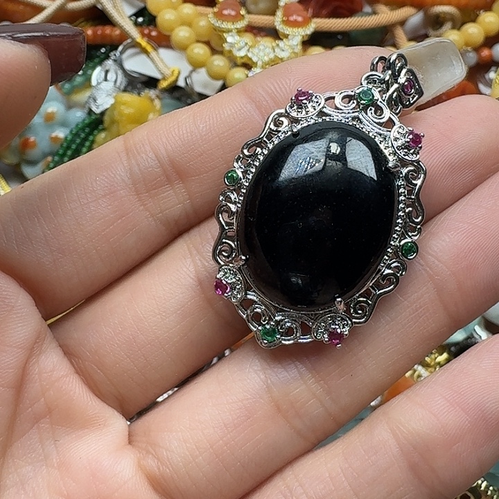 翡翠未镶嵌项链翡翠