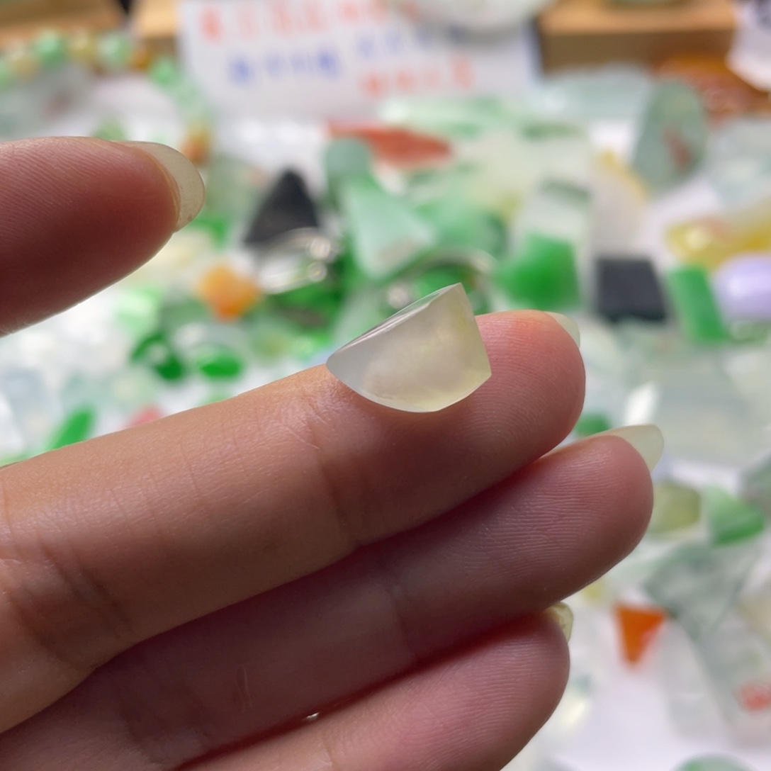 定制翡翠未镶嵌天然缅甸翡翠