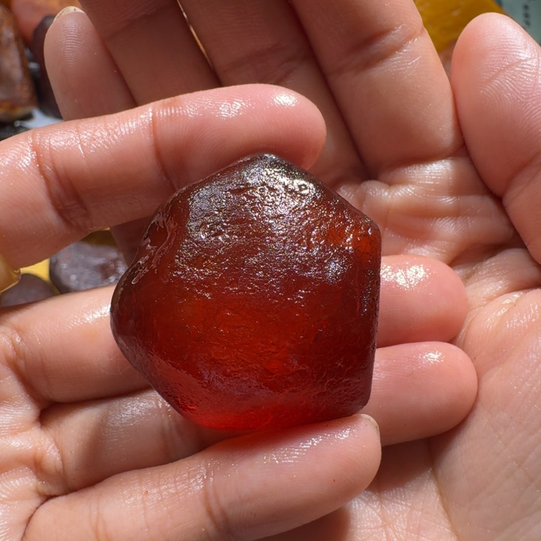 定制琥珀未镶嵌定制