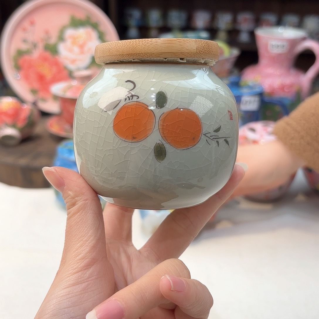 瓷片兔兔好可爱啊