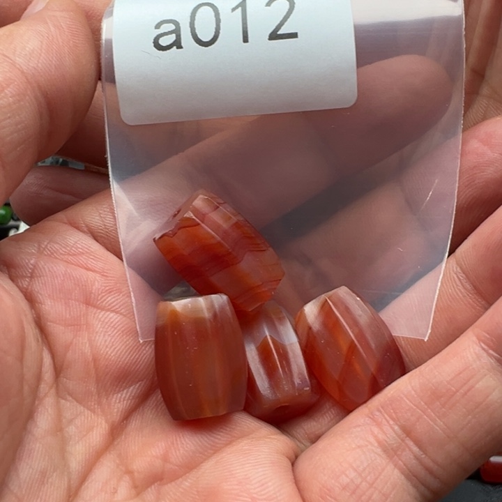 玛瑙/玉髓未镶嵌珠宝半成品