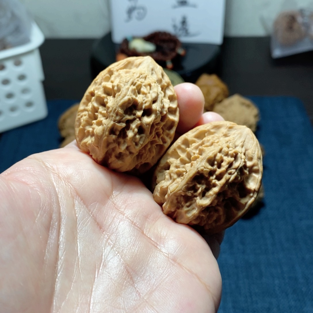 桃核吊坠居庸关鸡心35