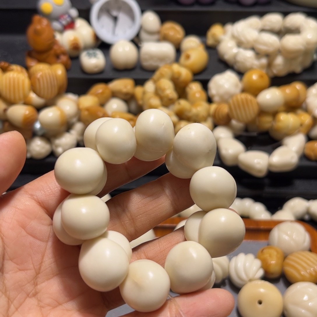 菩提根/象牙果吊坠大瑕