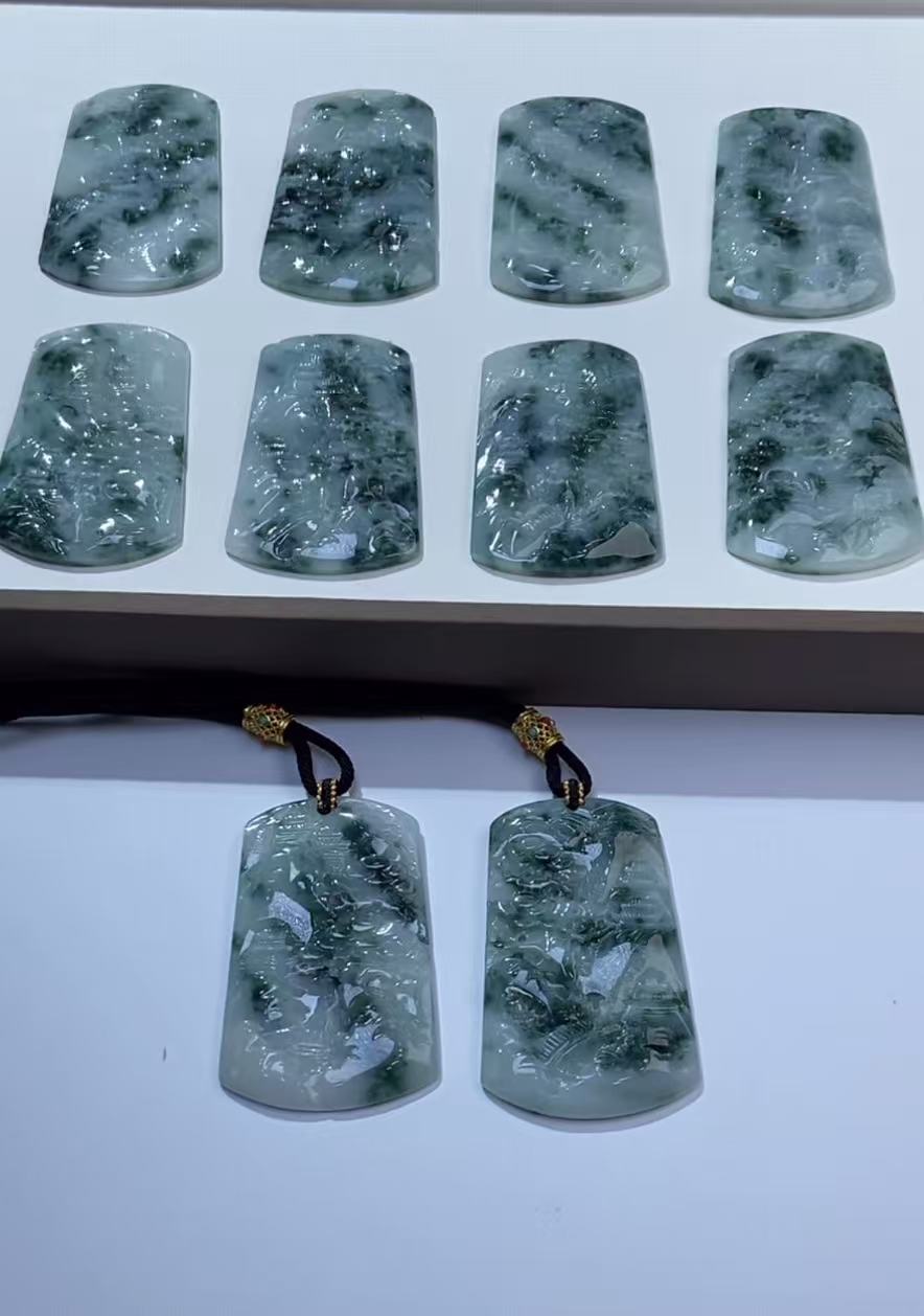 356616/天然缅甸翡翠A货山水挂件  多样性一件发