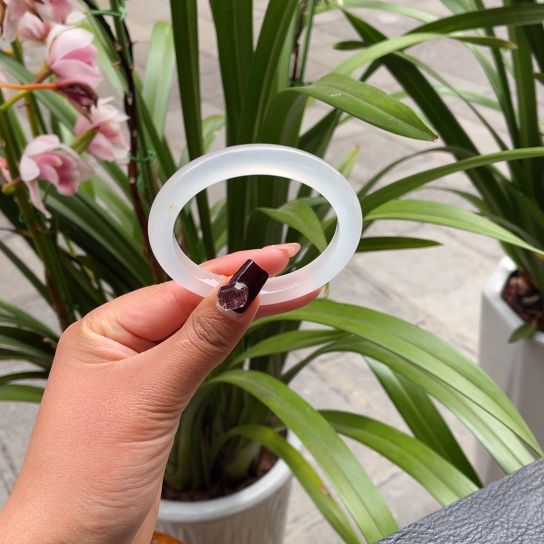 石英质玉手镯未镶嵌11