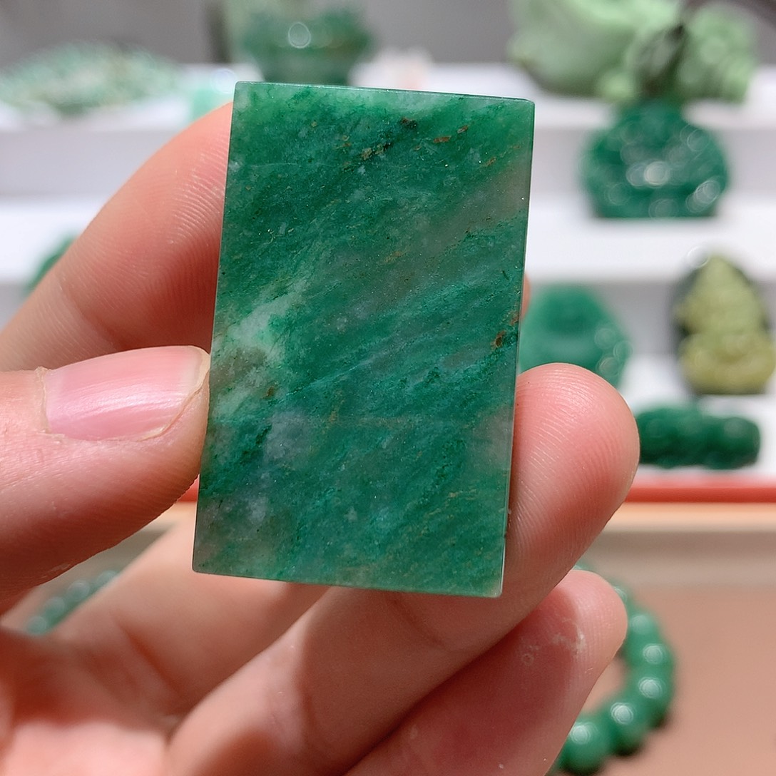独山玉挂件未镶嵌